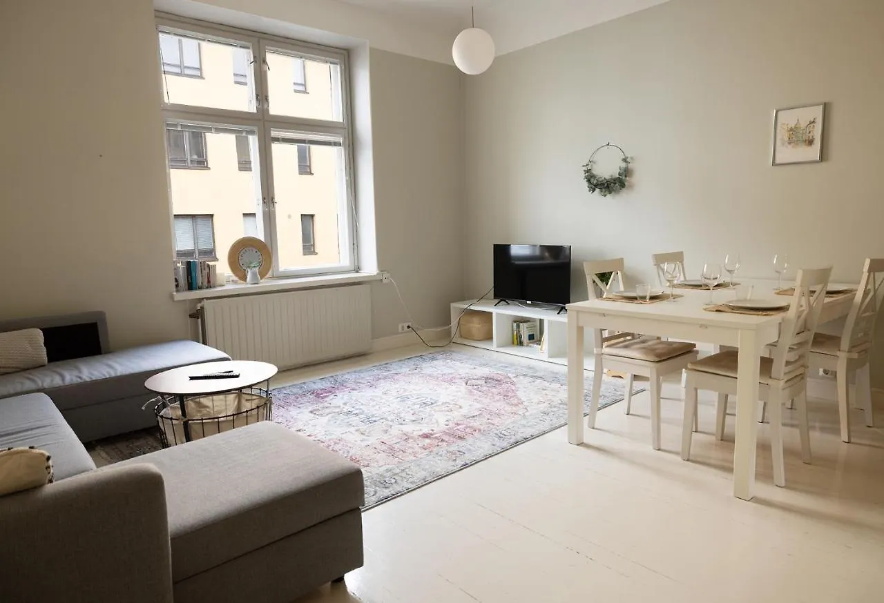 2Ndhomes Bright & Modern 1Br Home In Ullanlinna Helsinki 0*,  Finland
