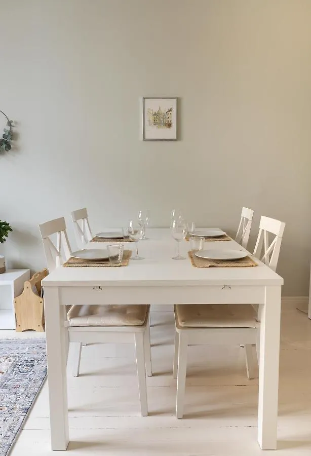 2Ndhomes Bright & Modern 1Br Home In Ullanlinna Helsinki 0*,  Finland