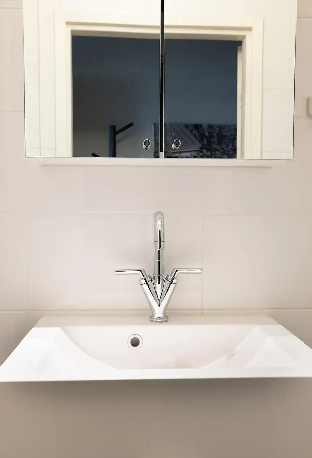 2Ndhomes Bright & Modern 1Br Home In Ullanlinna Helsinki